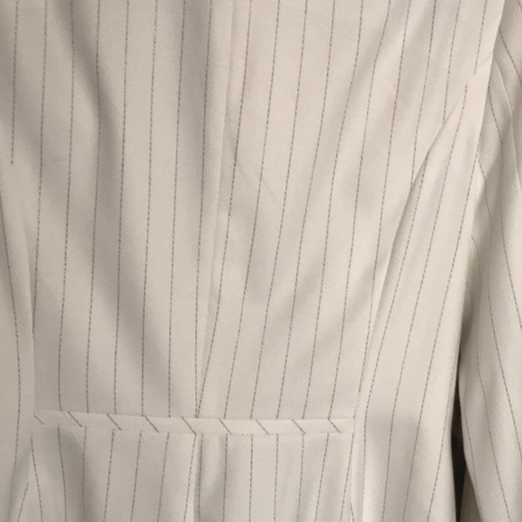 White Blazer with Small Gray Stripes - Picture 5 of 5